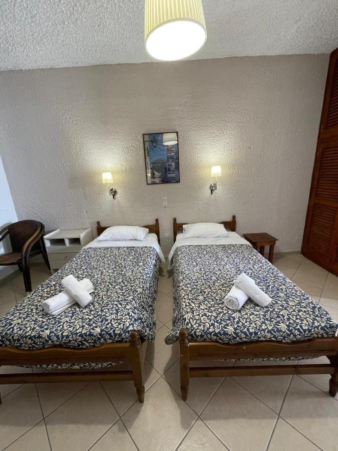 Yannis Apartments Barbati Extérieur photo