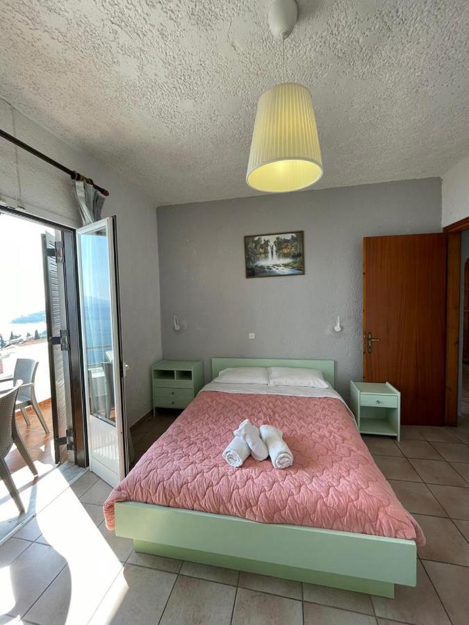 Yannis Apartments Barbati Extérieur photo